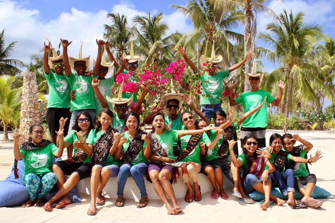 T-Land Resort Nembrala Luaran gambar