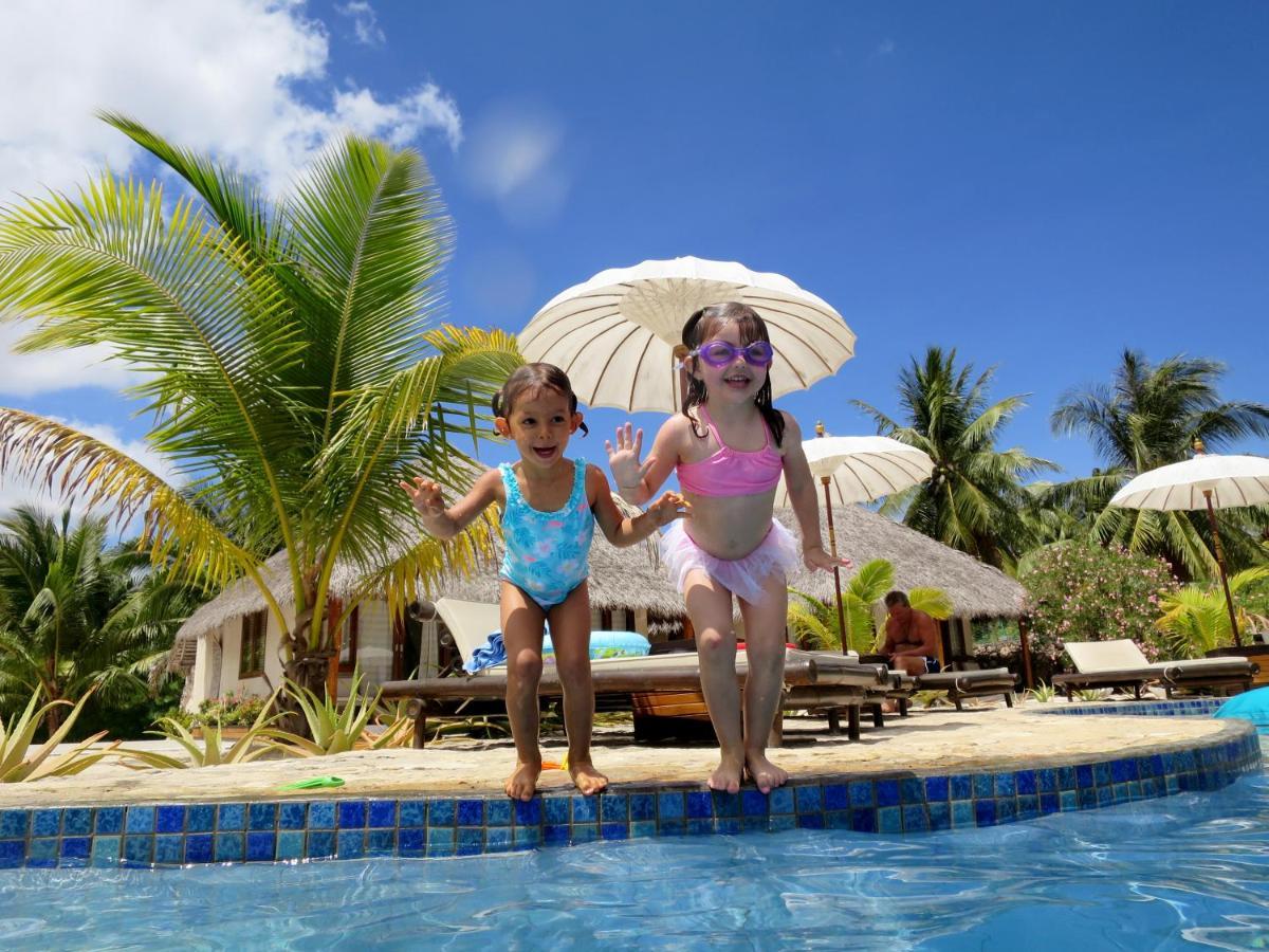T-Land Resort Nembrala Luaran gambar