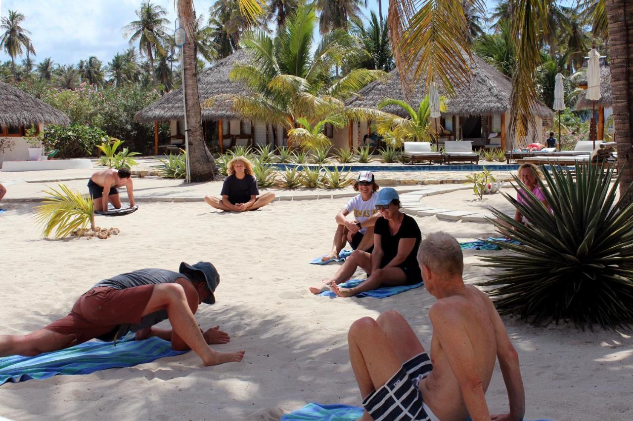 T-Land Resort Nembrala Luaran gambar