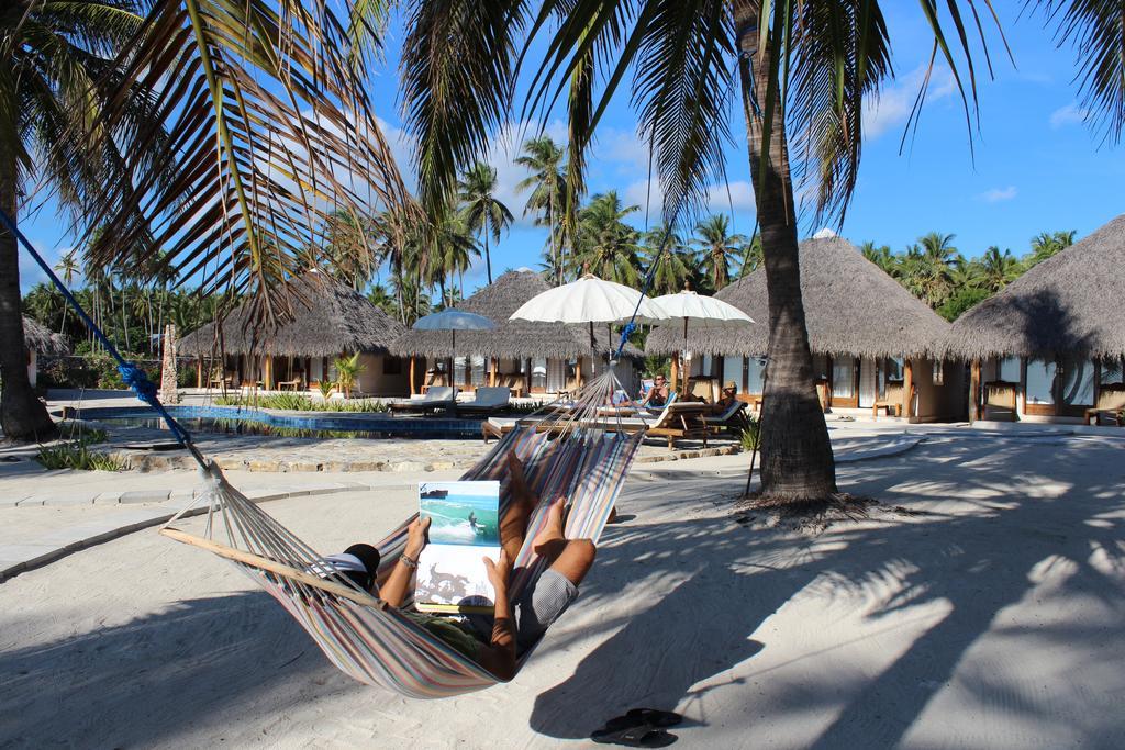 T-Land Resort Nembrala Luaran gambar
